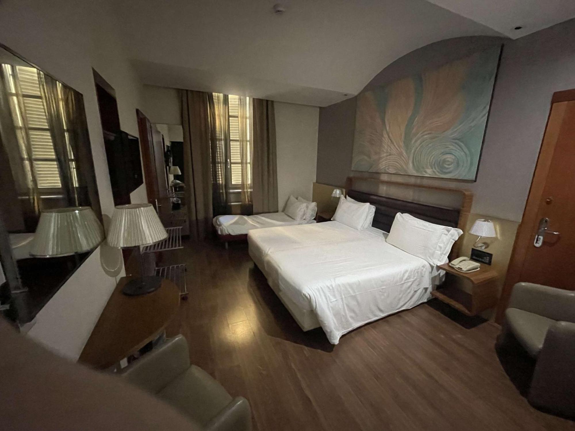 Triple Room One King One Single Bed Non-Smoking